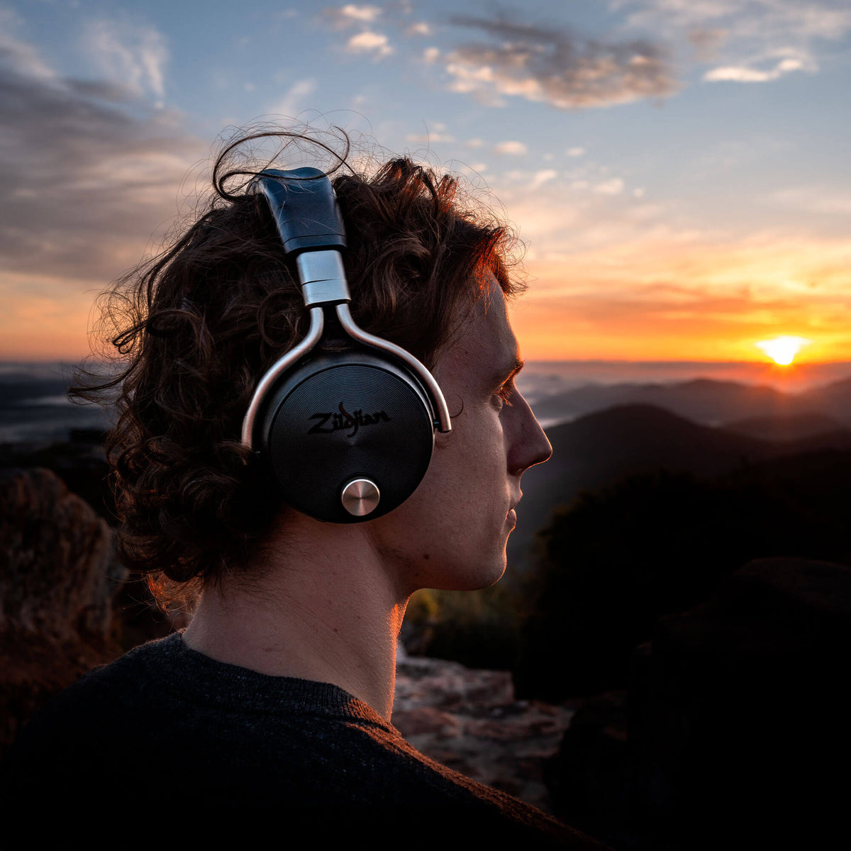 ALCHEM-E Perfect Tune Headphones